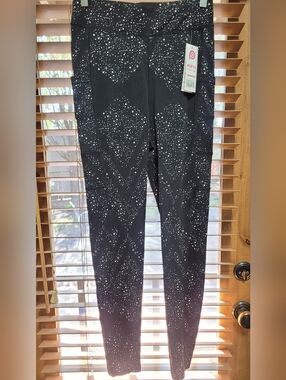 NWT | POP Fit Stella Leggings Black/White/Stars